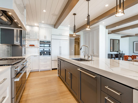 High-quality kitchen renovation in Delbrook completed by Grand Renovations in North Vancouver