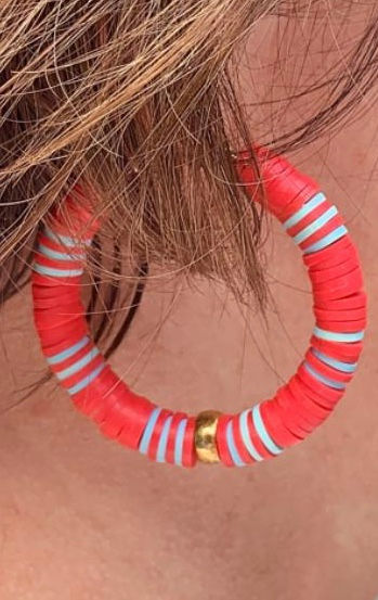 Thumbnail: close up gekleurde hoops rood