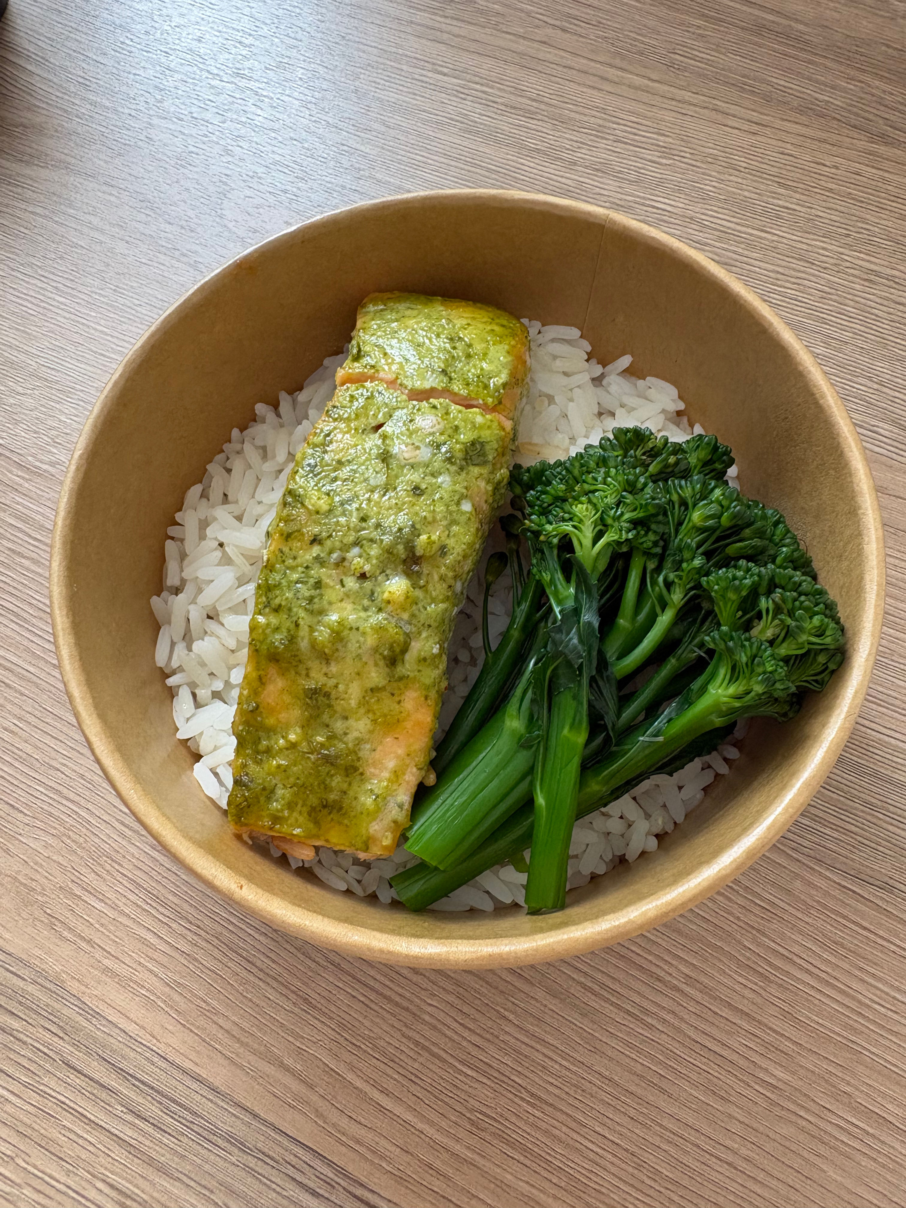 Maple, Lemon & Corriander Salmon, Rice & Tenderstem Broccoli