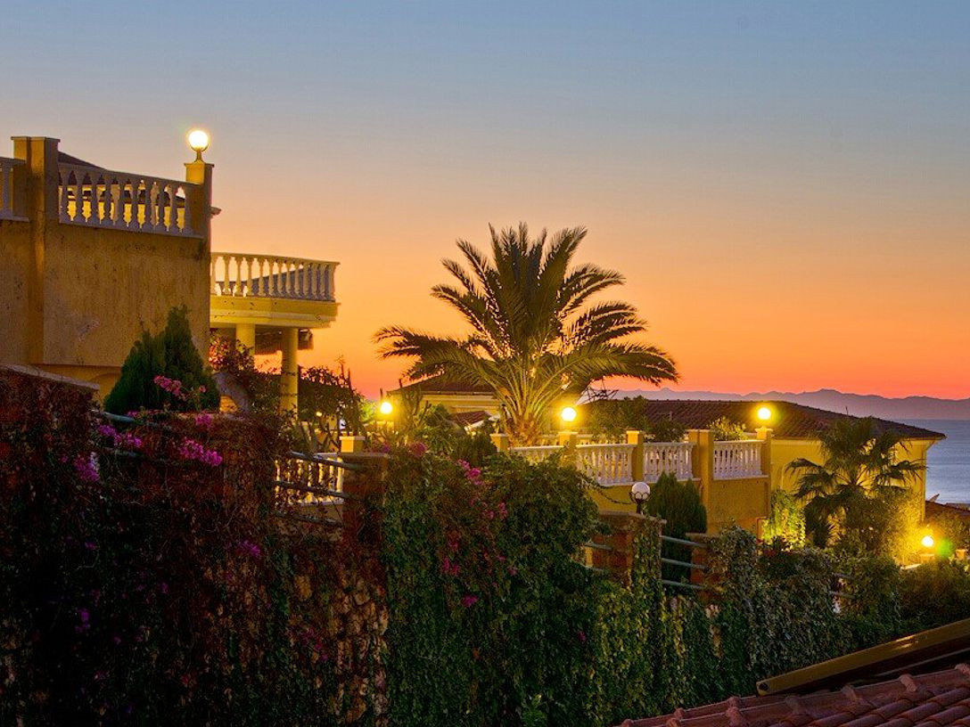 SPECTACULAR SEA VIEW VILLA (2+1 FOR SALE/RENT)