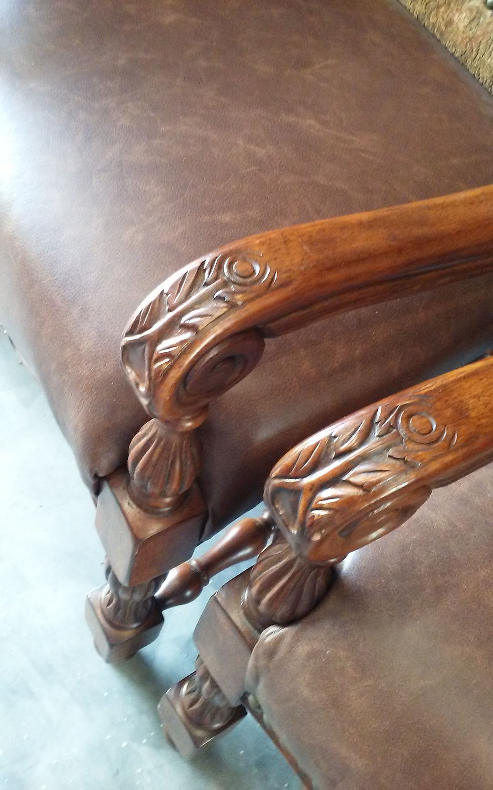 Thumbnail: Leather Chair