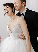 Romantic wedding photos, downtown minneapolis, urban daisy events