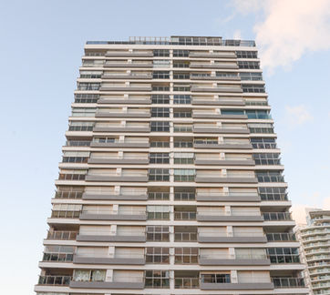 I´marangatu Punta del Este, Invergroup