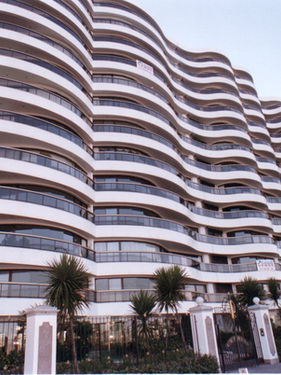 Amphion, Montevideo, Invergroup