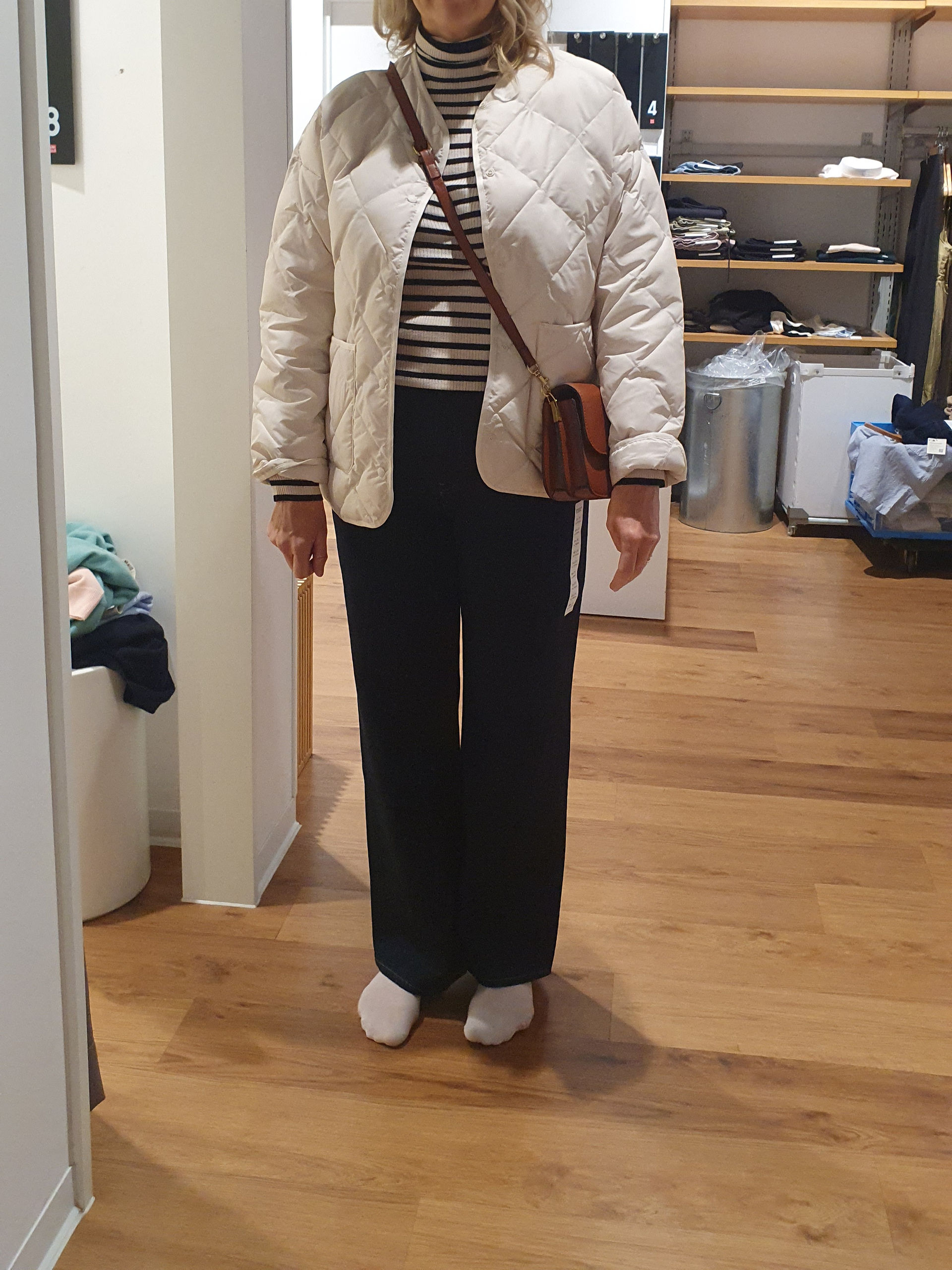 woman wearing casual clothes, Jas chana, personal shopper lakeside