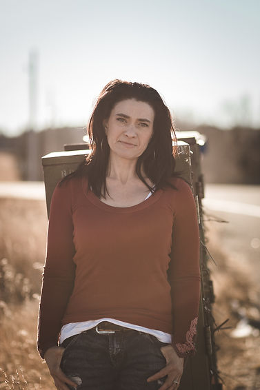 Canadian Singer Rhonda Louise Music Contact