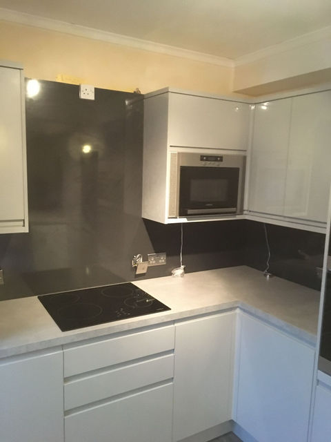 modern white kitchen