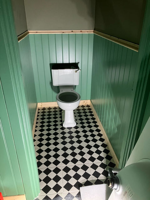 green modern bathroom