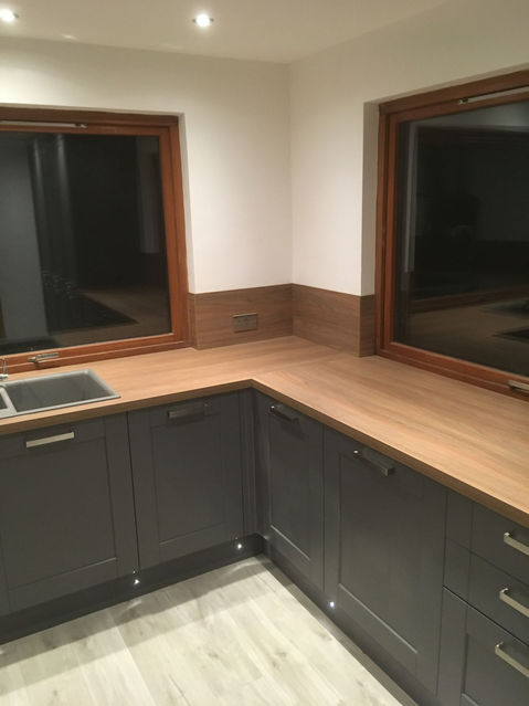 black kitchen unit
