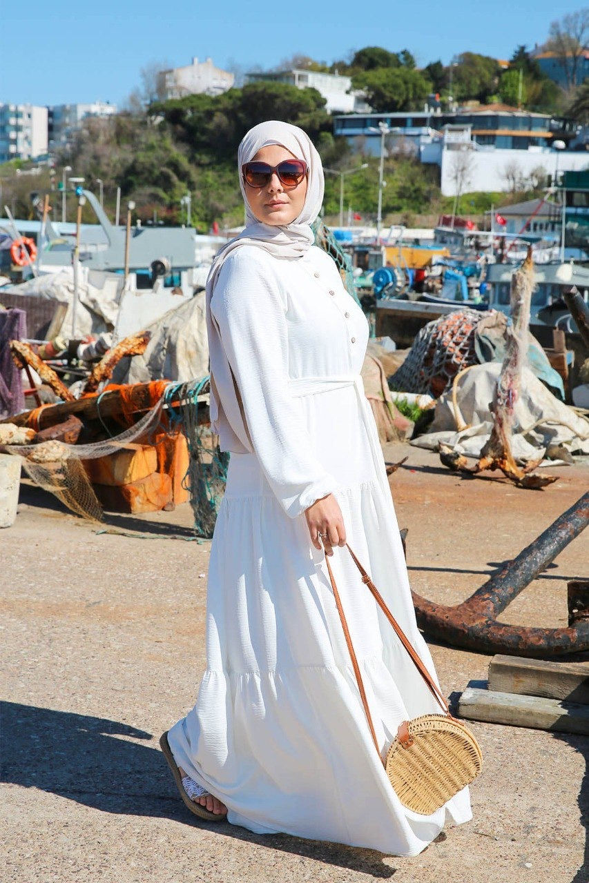 Thumbnail: Modest gown 109