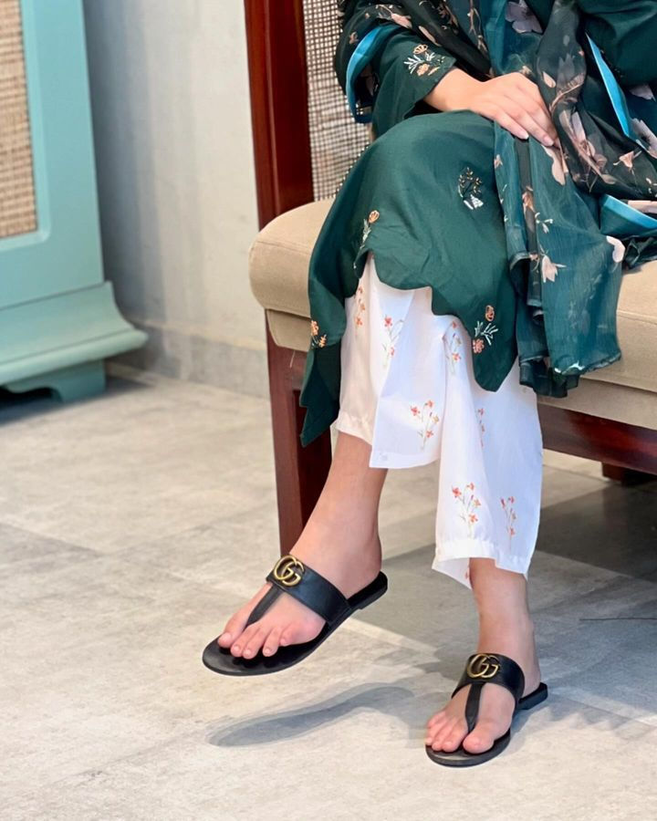 Thumbnail: Pakistani readymade suit