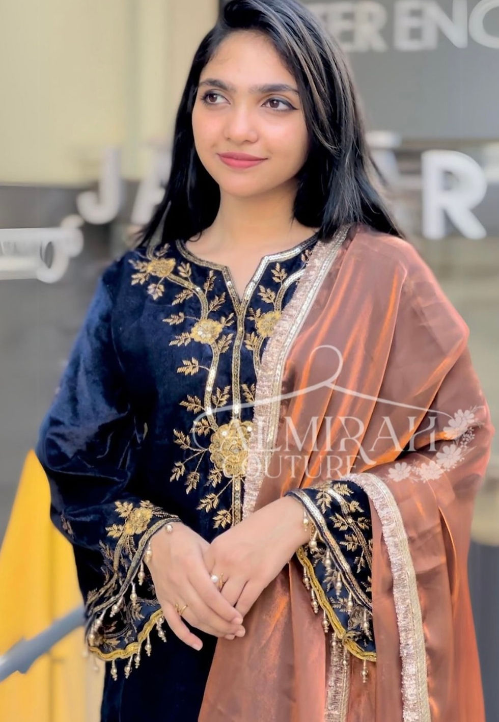 Thumbnail: Velve salwar suit