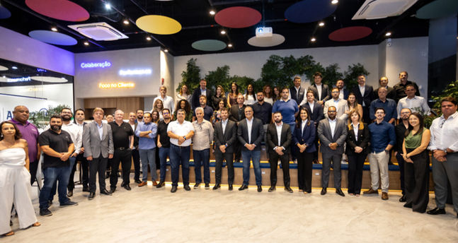 Allianz chega à quarta unidade da filial Empresas com inauguração em Belo Horizonte.
Espaço dedicado às Linhas Corporativas atenderá corretores do Triângulo Mineiro, Campo Grande, Cuiabá, Goiás e DF