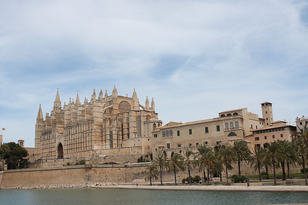 Andrea Pro Nuño @andreapronuno - Spain - Catedral de Palma de Mallorca, Plaça de la Se.