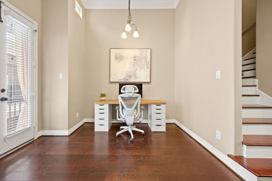 Open flex room with hardwood floors: HDR real estate photography for a Houston listing by Marz Media Photography