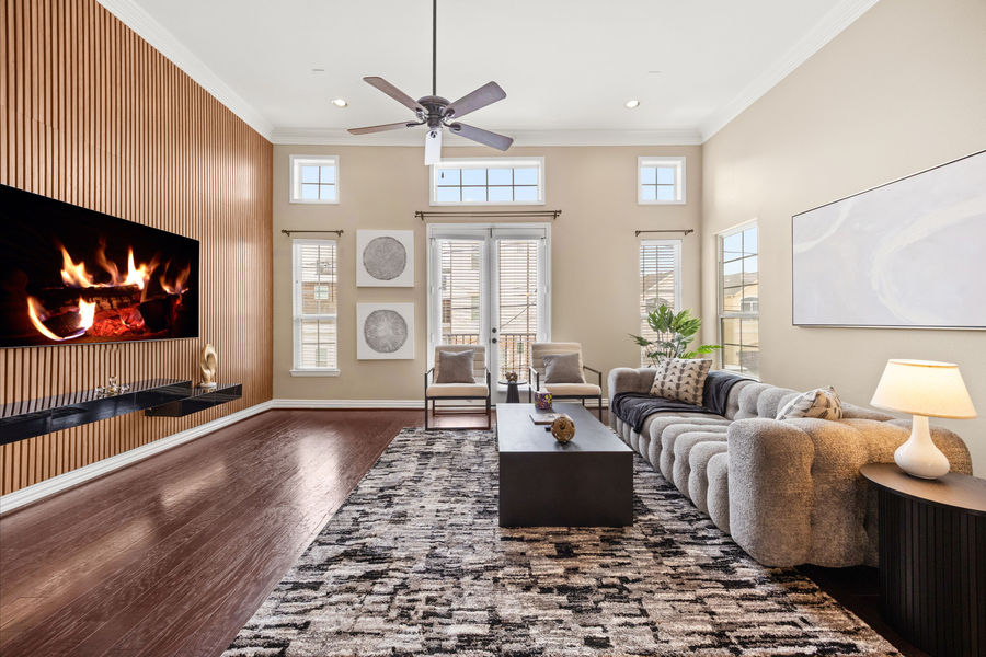Open-concept living and dining room: HDR real estate photography for a Houston listing by Marz Media Photography