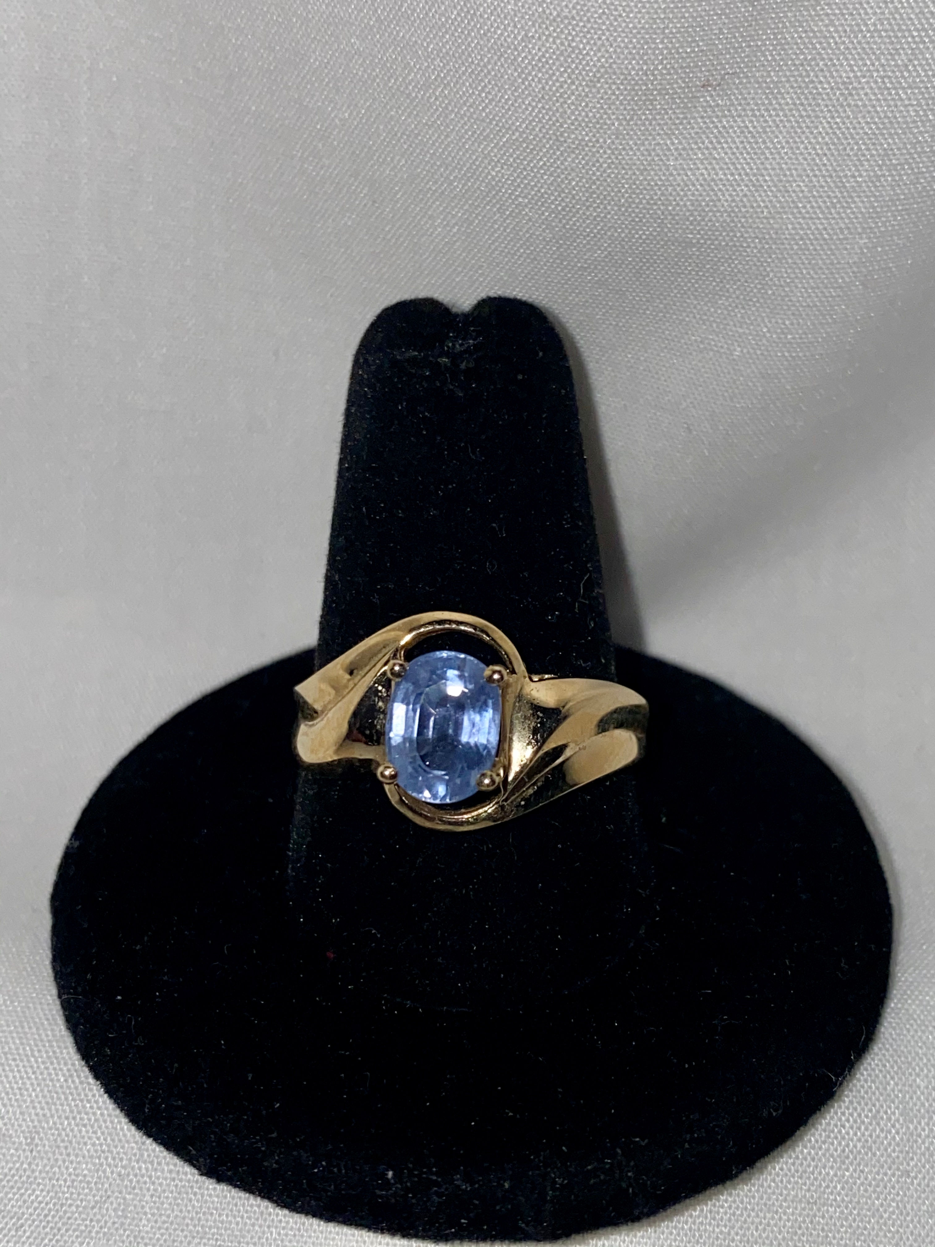 Oval Tanzanite Ring
