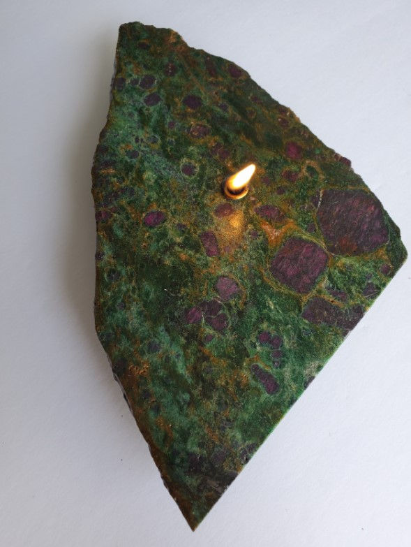 Ruby in Fuschite (Zoisite) - 1 wick