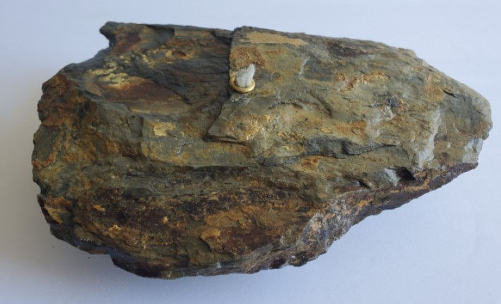 Thumbnail: Grey/Brown  Slate Rock Candle - 1 wick