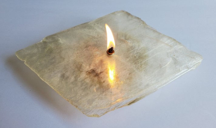 Selenite Ice Rock Candle - 1 wick