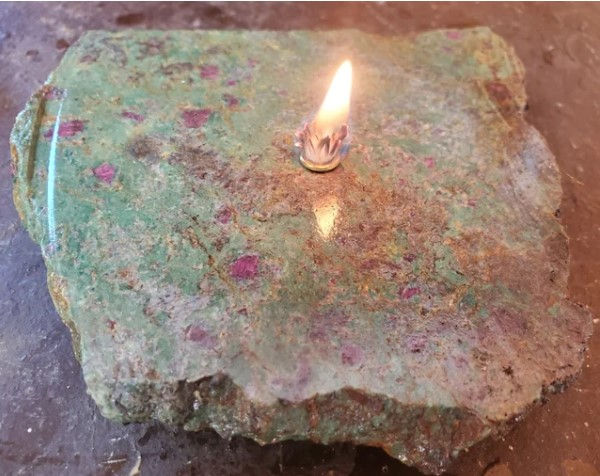 Ruby in Fuschite (Zoisite) - 1 wick