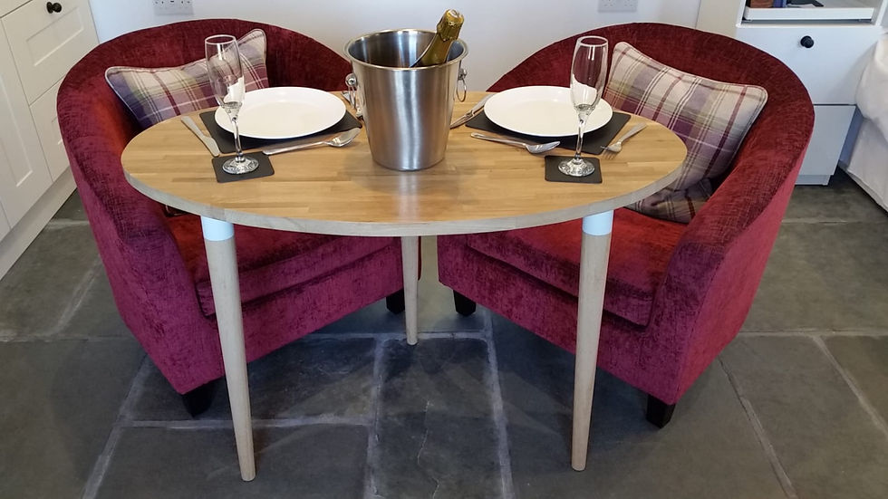 Field House Bothy - Dining