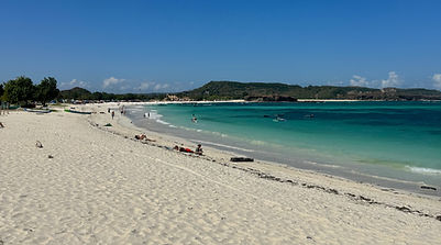 Tanjung-aan-beach-view