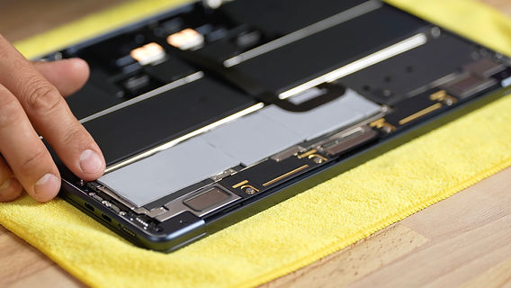 MacBook Air com chip M2 fica mais rápido com fita térmica de US$ 15