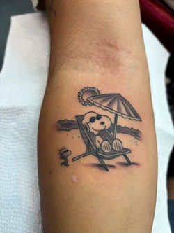 snoopy-beach-cartoon-tattoo-miami