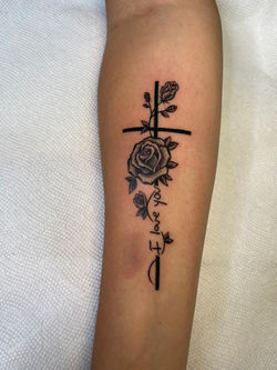 fine-line-forearm-tattoo-miami-beach