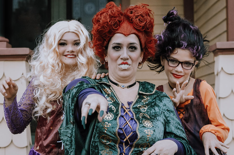 Hocus Pocus Mother and Daughter Photoshoot