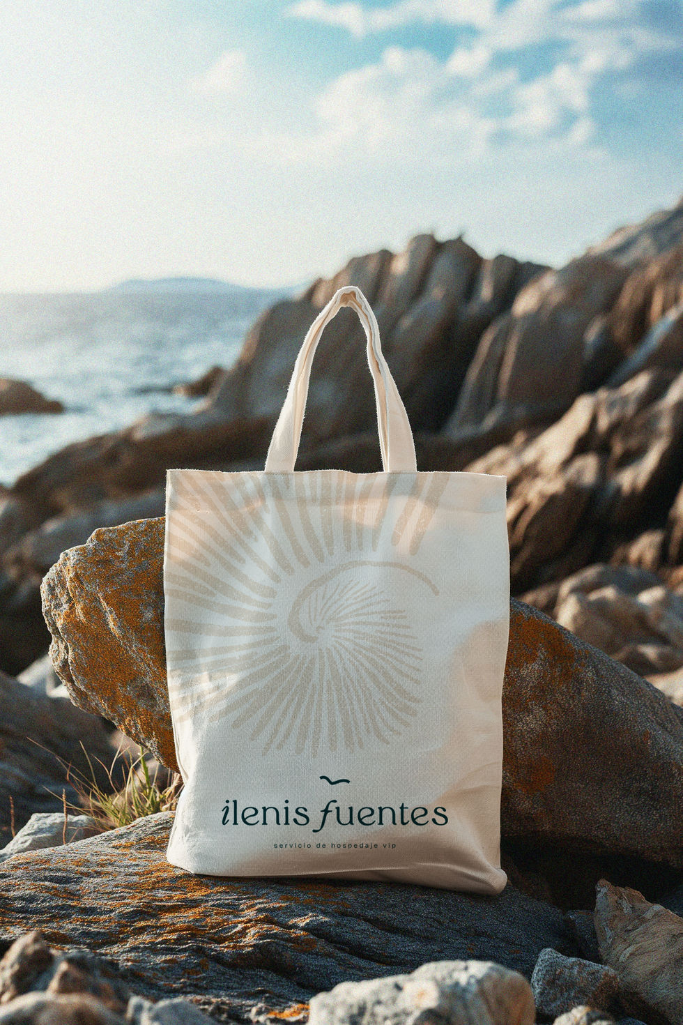 mockup totebag ilenis fuentes
