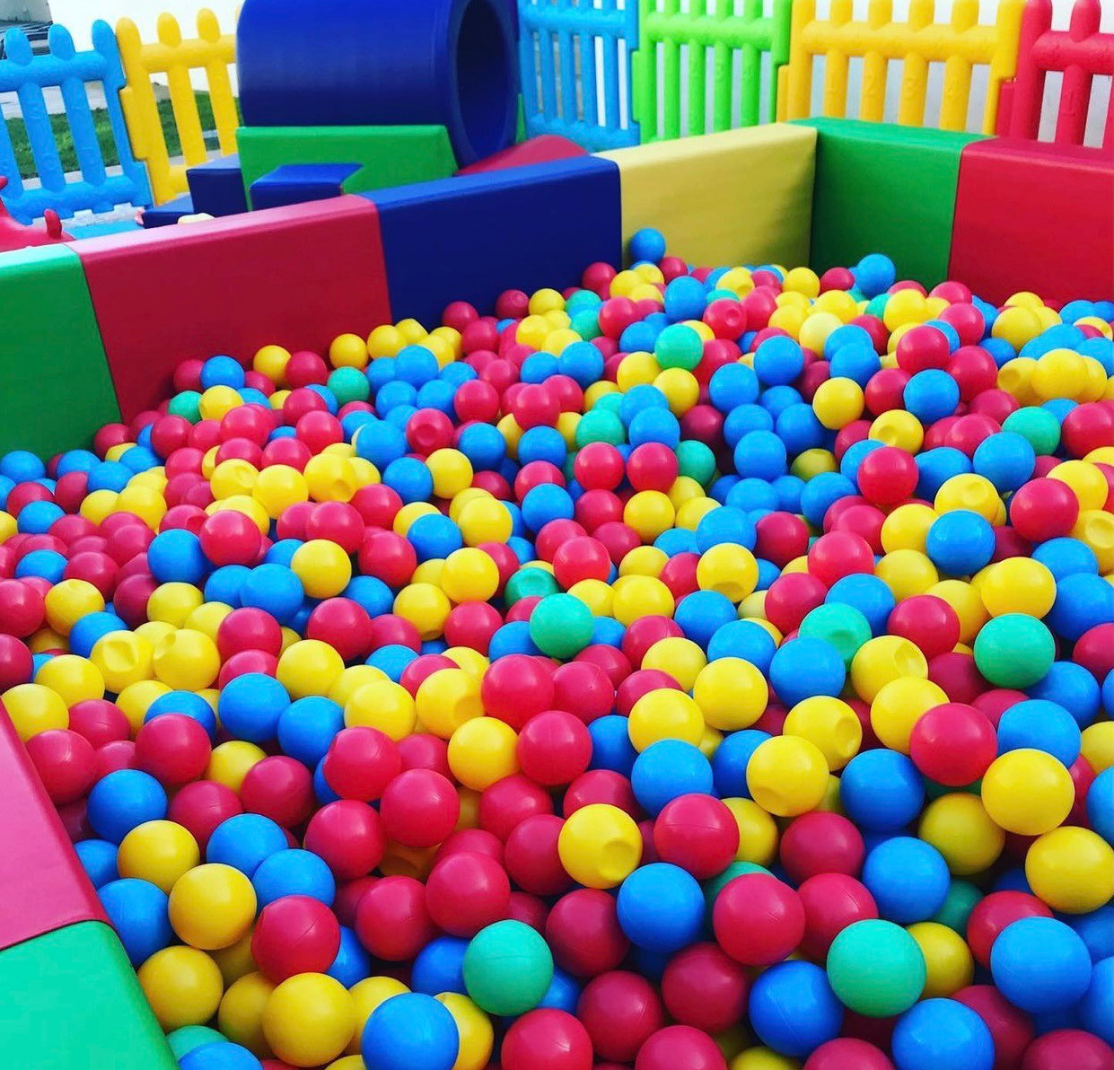 Horton Sisters PlayZone LLC