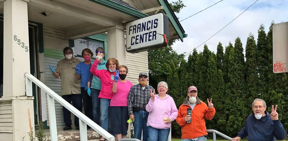 A team of Francis Center volunteers