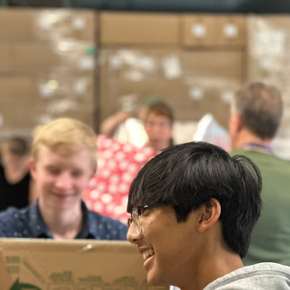 Kidzz Helping Kidzz Every box counts! Kids work diligently to prepare for their upcoming toy drive