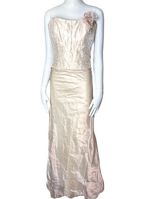 Leièla Blush Metallic Crushed Organza Gown