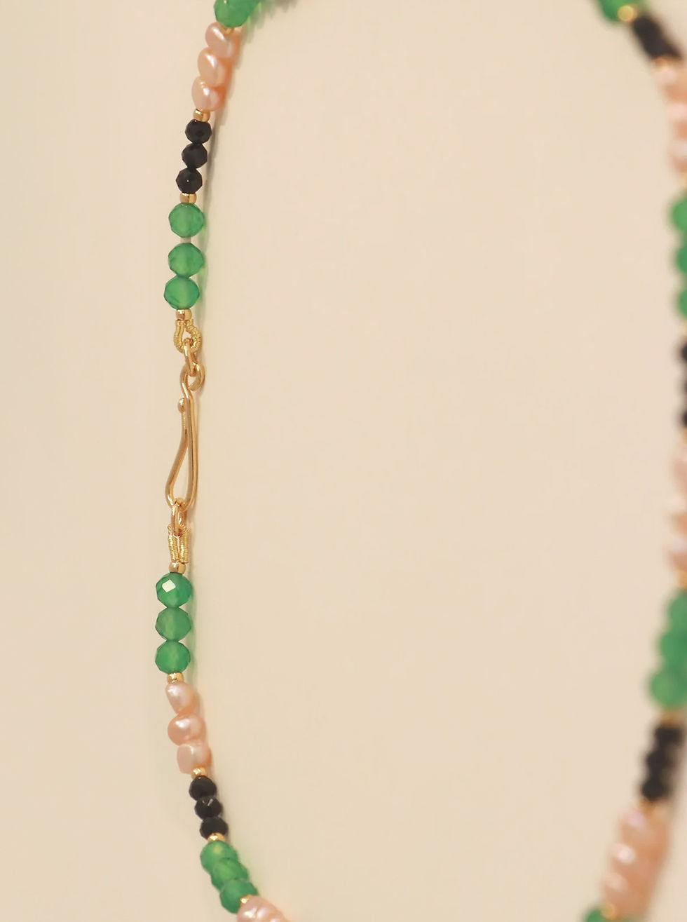 Miniature : Collier de perles d'Eau douce rose, Spinelle et Agate verte