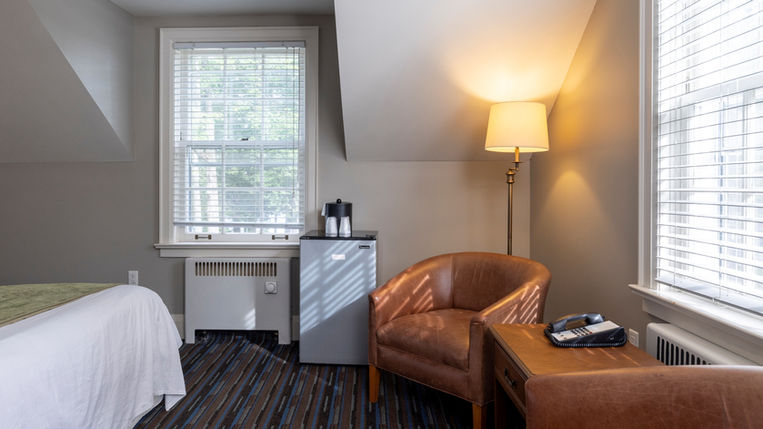 Premium Inn Room bedroom