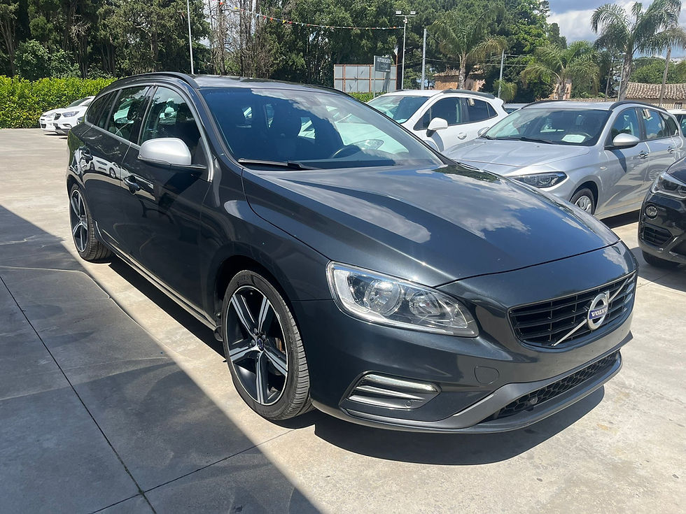Thumbnail: VOLVO V60 2.0 D2 R-design