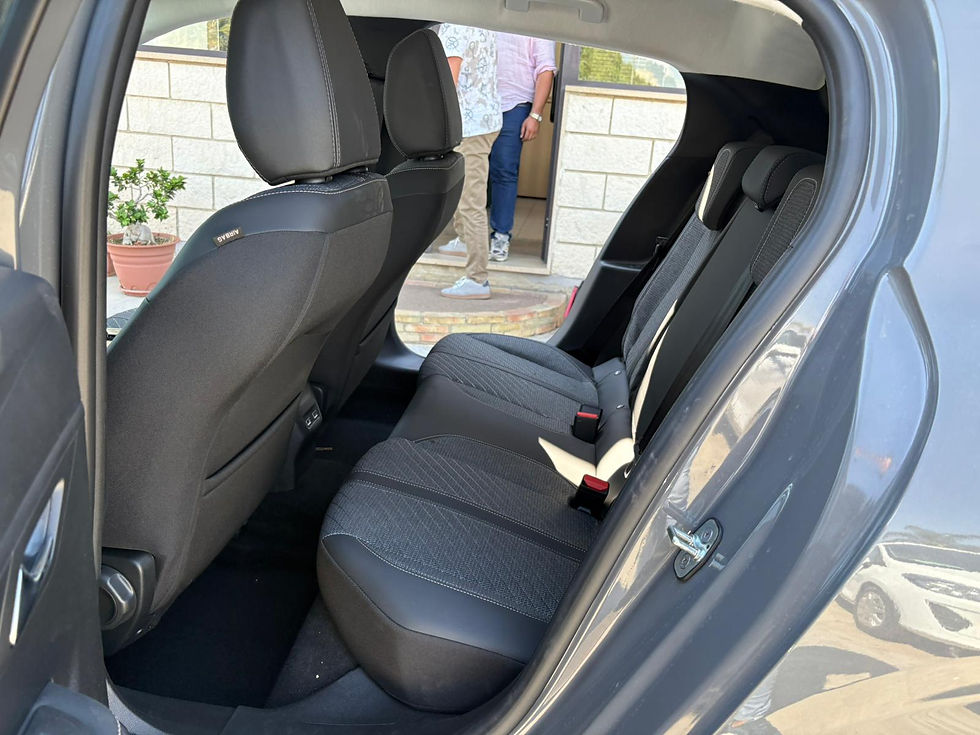 Miniatura: PEUGEOT 208 Hybrid 110 e-DCS6 Style