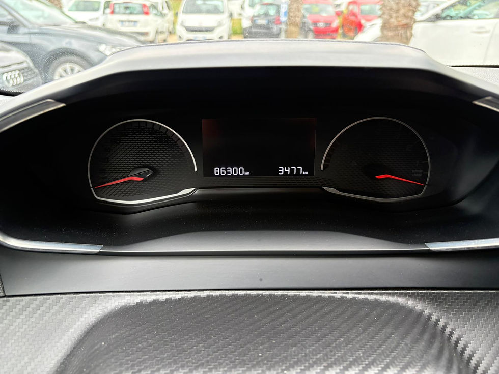 Miniatura: PEUGEOT 208 1.2 PureTech S&S