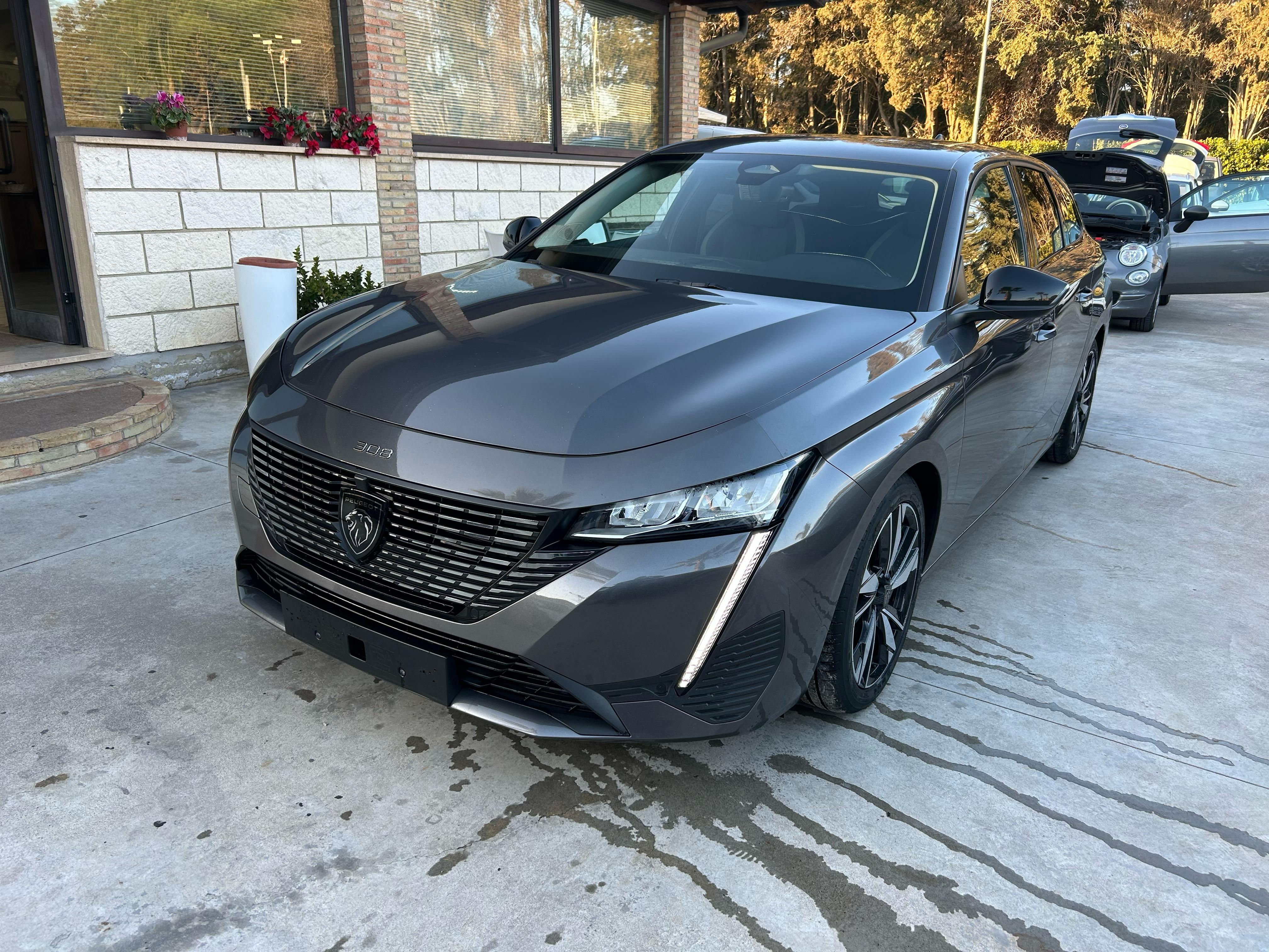 PEUGEOT 308 BlueHDi 130 S&S SW Allure