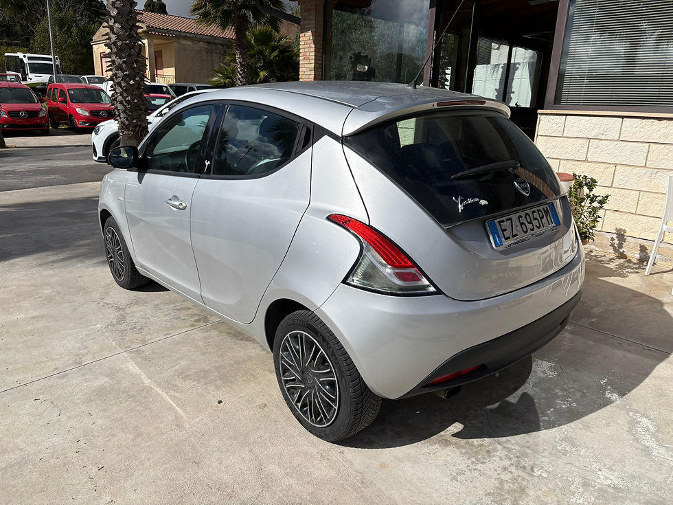 Miniatura: LANCIA YPSILON 1.2 69 CV GPL