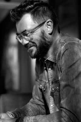 Portret man MNQUIJEN.NL portret