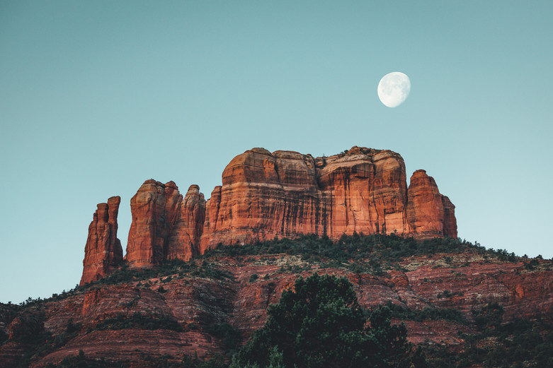 Sedona_Cathedral Rock moon.jpg