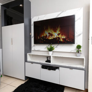 Eersterust TV Stand