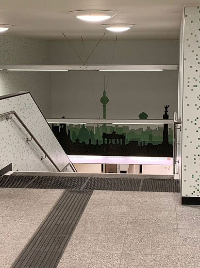 U-Bhf Kurfürsten Damm 6jpg.jpg