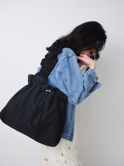 Shelly island　トートバッグ黒