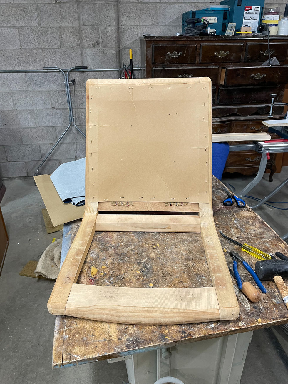 Dick's_Furniture_Upholstery_Reupholstery_Commercial_Residential_Furniture_Repair_Refinishing_Booths_Custom_Furniture.146