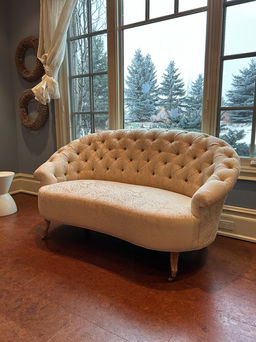 Diamond Tufted Sofa